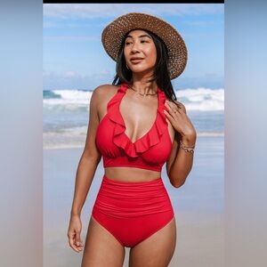 Cupshe Super Bloom Ruffled Bikini Top & Slim Sculpt Bottoms Set! NWT
